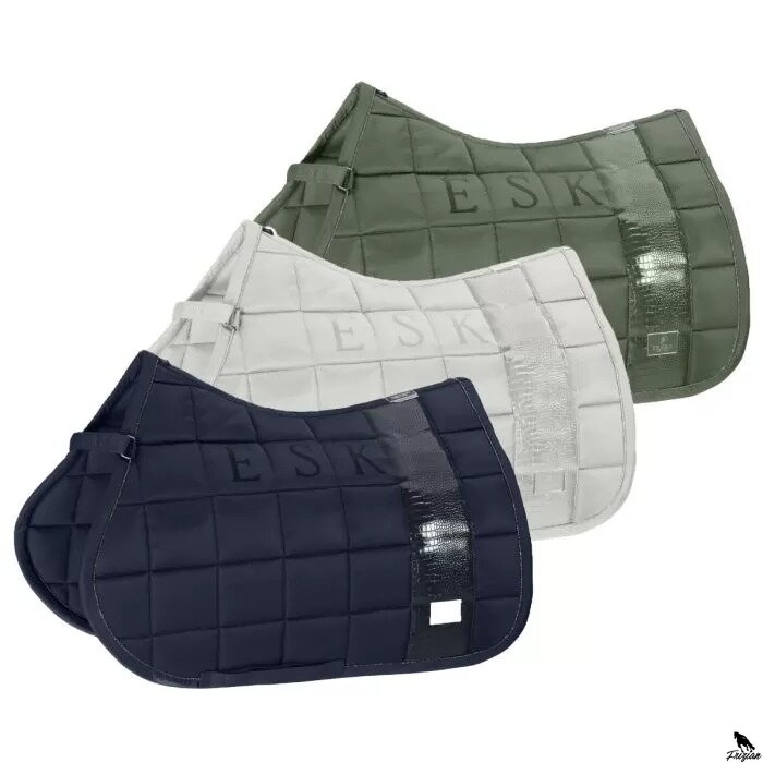 Big Square Glossy Premium Jumping Saddle Pad Big Square Glossy Premium Jumping Saddle Pad